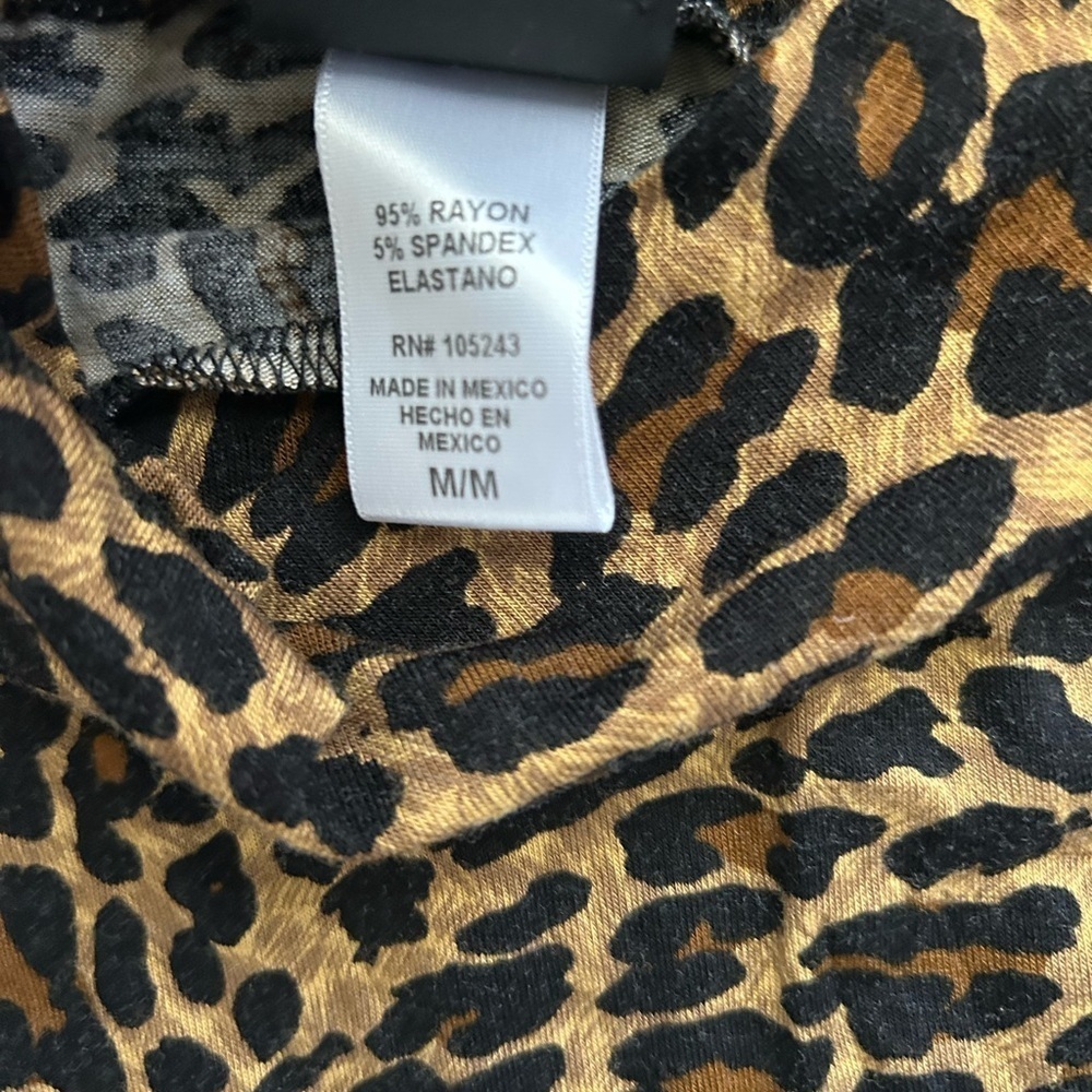 Leopard Print Skirt Bobeau Women’s Size Medium - Picture 4 of 7